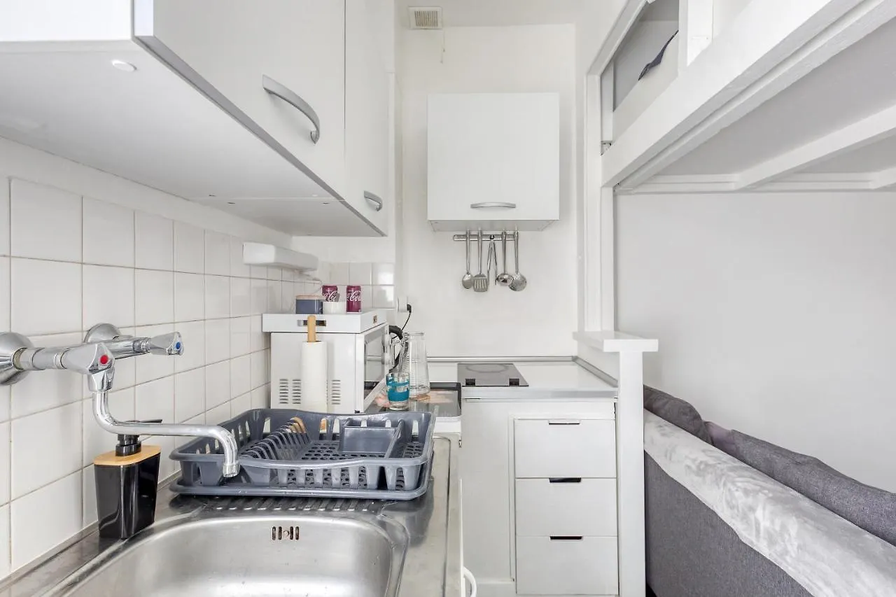 Joli Petit Studio A 200 M Du Tramway, Proche Paris, D'Orly, Rungis, Belle Epine Et Choisy Le Roi Apartment Thiais